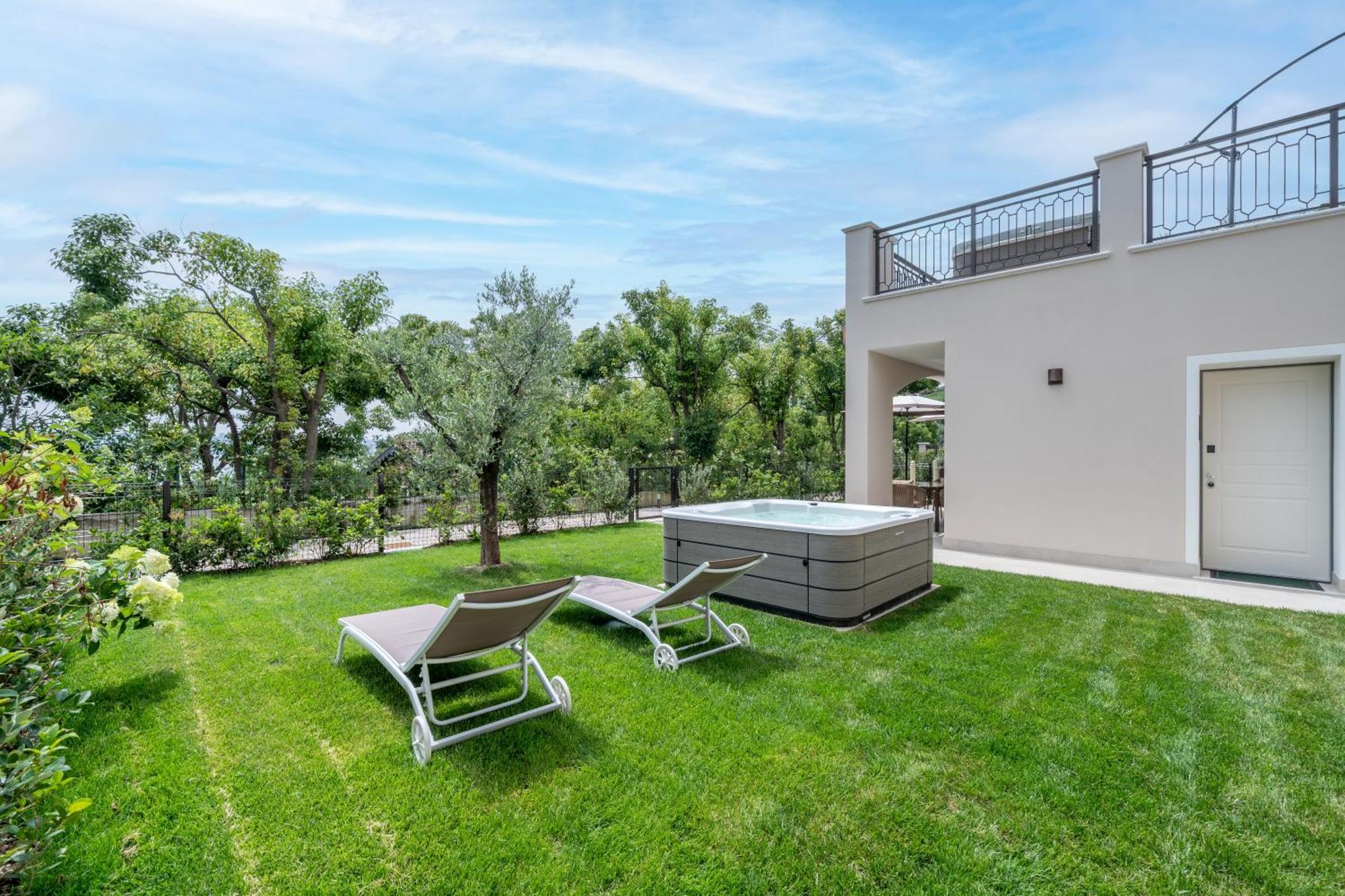 Villa Silvia Apartments サン・フェリーチェ・デル・ベナーコ エクステリア 写真