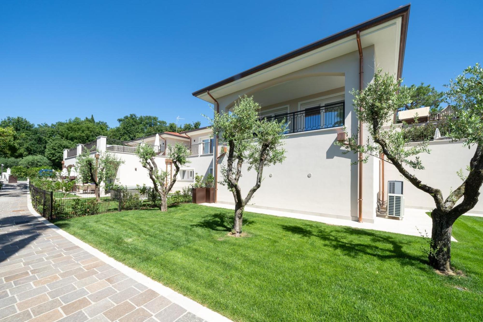 Villa Silvia Apartments サン・フェリーチェ・デル・ベナーコ エクステリア 写真